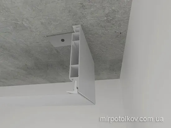 профіль-сходинка для натяжної стелі