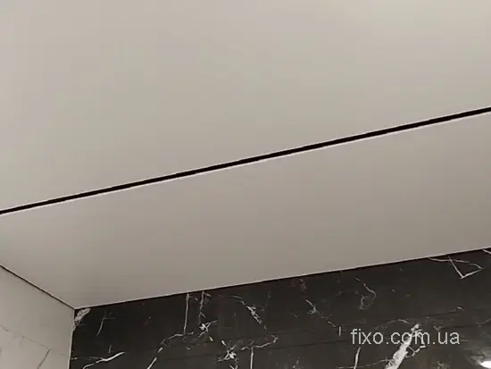 прихований карниз для ванної