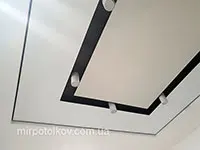 натяжні стелі з нішами в інтер'єрі