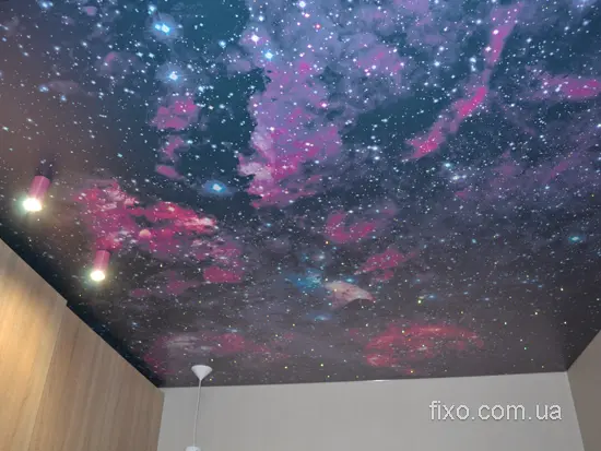 натяжна стеля з малюнком