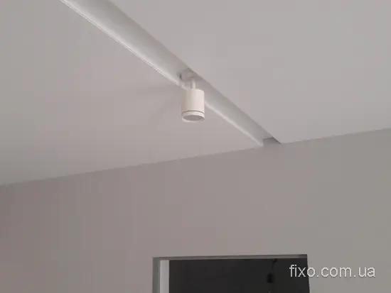 ніші для світильників в натяжній стелі